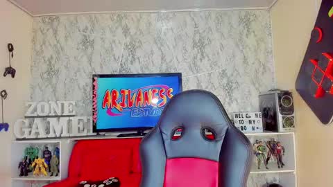 Gisel online show from September 13, 2025, 7:13 pm