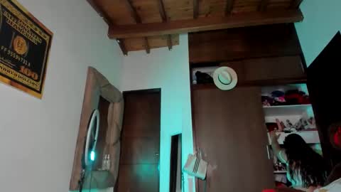 . Gisel Reyes . online show from November 14, 2025, 11:57 pm