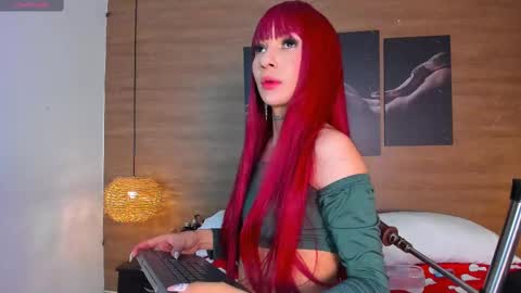 Gigi  online show from February 25, 2025, 3:52 am