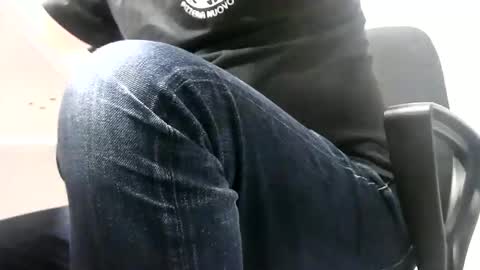 Snapshot of gitano691 chatting on December 19, 2025, 10:22 am gitano691 online show from December 19, 2025, 10:22 am