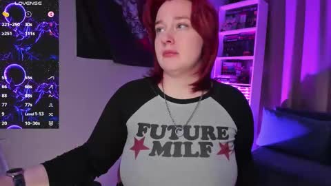 Snapshot of gitera_ chatting on February 3, 2026, 10:48 pm AlexaMillis online show from February 3, 2026, 10:48 pm