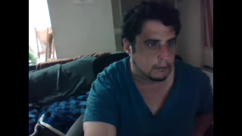 Snapshot of gitmehard008 chatting on February 16, 2025, 5:37 am gitmehard008 online show from February 16, 2025, 5:37 am