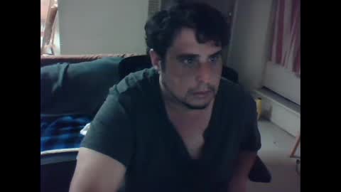 Snapshot of gitmehard008 chatting on February 17, 2025, 3:25 am gitmehard008 online show from February 17, 2025, 3:25 am