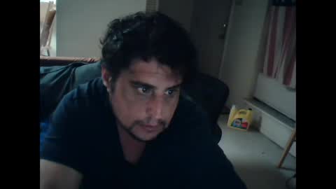 Snapshot of gitmehard008 chatting on February 24, 2025, 4:38 am gitmehard008 online show from February 24, 2025, 4:38 am