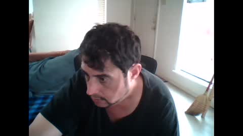 Snapshot of gitmehard008 chatting on March 9, 2025, 5:17 pm gitmehard008 online show from March 9, 2025, 5:17 pm