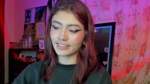 Snapshot of giulietta_mon chatting on December 10, 2024, 12:50 am Giulietta online show from December 10, 2024, 12:50 am