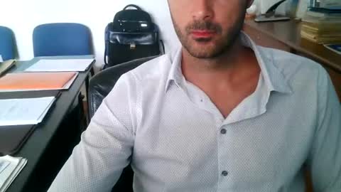 Snapshot of giuseppevai1 chatting on September 23, 2025, 1:36 pm giuseppevai1 online show from September 23, 2025, 1:36 pm