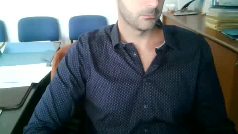 Snapshot of giuseppevai1 chatting on October 2, 2025, 10:33 am giuseppevai1 online show from October 2, 2025, 10:33 am