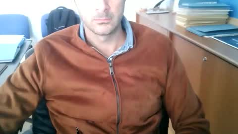 Snapshot of giuseppevai1 chatting on October 11, 2025, 9:52 am giuseppevai1 online show from October 11, 2025, 9:52 am