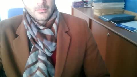 giuseppevai1 online show from December 23, 2025, 9:40 am