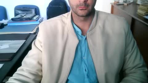 giuseppevai1 online show from April 29, 2026, 8:07 am