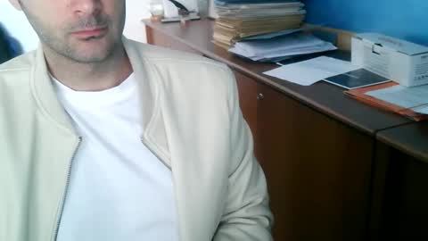 giuseppevai1 online show from May 2, 2026, 9:03 am