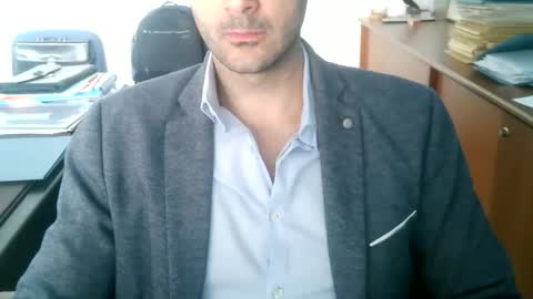 giuseppevai1 online show from May 4, 2026, 8:10 am