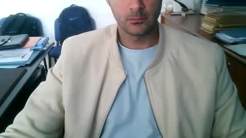 giuseppevai1 online show from May 15, 2026, 9:05 am