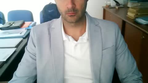 giuseppevai1 online show from May 21, 2026, 8:54 am