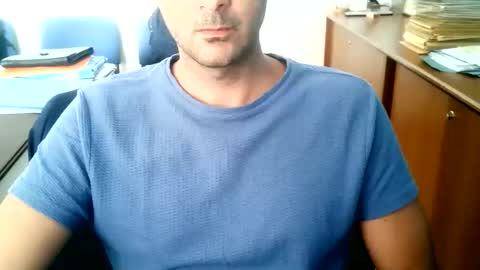 giuseppevai1 online show from June 3, 2026, 1:36 pm