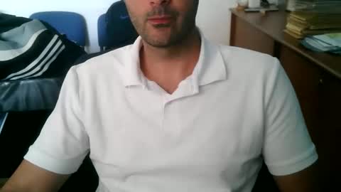giuseppevai1 online show from June 4, 2026, 10:21 am