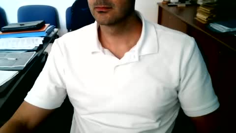 giuseppevai1 online show from June 11, 2026, 10:13 am