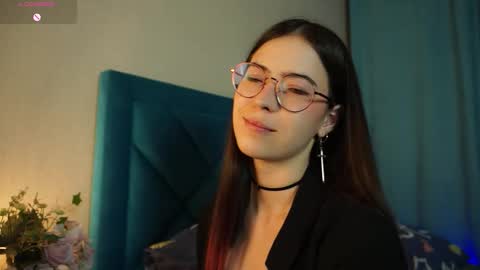 Agness online show from October 9, 2025, 1:53 pm