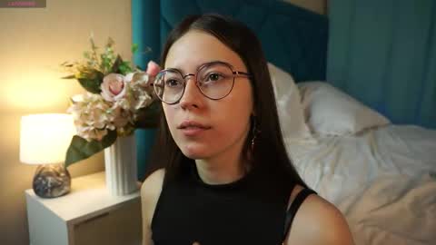 Agness online show from December 15, 2025, 2:21 pm