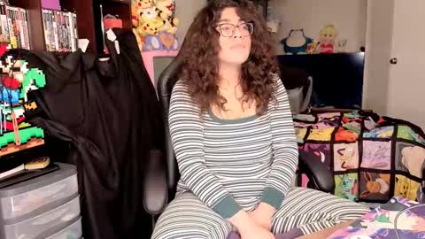 Snapshot of glaceon9 chatting on February 12, 2026, 12:38 am glaceon9 online show from February 12, 2026, 12:38 am