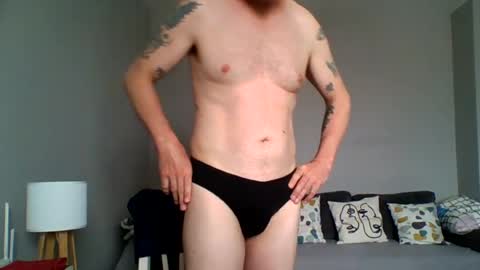 Snapshot of gladius_grande chatting on June 23, 2026, 12:47 pm Gladius Grande online show from June 23, 2026, 12:47 pm