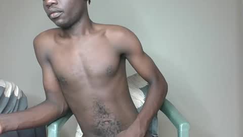 Snapshot of glane_ chatting on December 6, 2024, 3:52 am James online show from December 6, 2024, 3:52 am