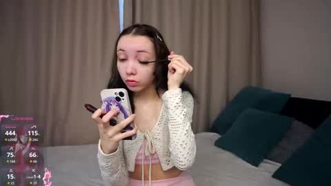 Snapshot of glennabellew chatting on September 26, 2025, 7:01 am Amity online show from September 26, 2025, 7:01 am