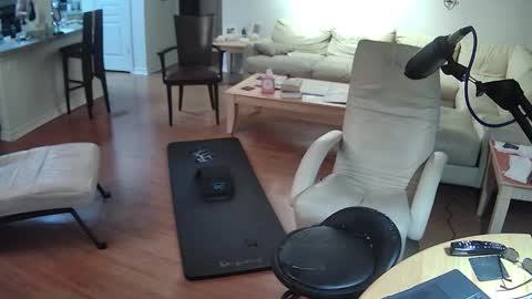 Snapshot of glennbootycam chatting on November 5, 2025, 4:01 am glennbitch online show from November 5, 2025, 4:01 am