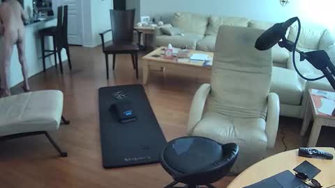 Snapshot of glennbootycam chatting on November 6, 2025, 5:36 pm glennbitch online show from November 6, 2025, 5:36 pm