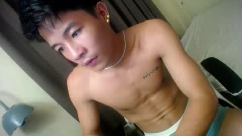 Snapshot of glenndou_daxs chatting on September 20, 2025, 7:53 am glenndou_daxs online show from September 20, 2025, 7:53 am
