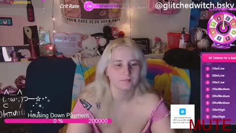 Snapshot of glitchwitch chatting on January 7, 2025, 2:53 am Glitch online show from January 7, 2025, 2:53 am