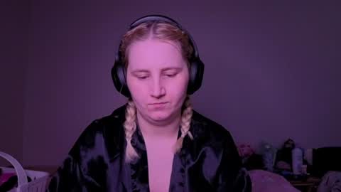 Glitch online show from June 13, 2026, 4:10 am
