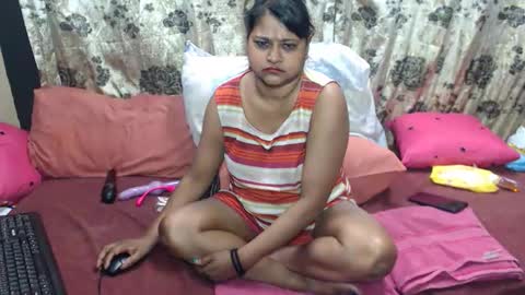 Snapshot of glitter_candy chatting on September 13, 2025, 7:24 pm glitter candy online show from September 13, 2025, 7:24 pm