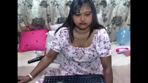 Snapshot of glitter_candy chatting on October 15, 2025, 9:09 am glitter candy online show from October 15, 2025, 9:09 am