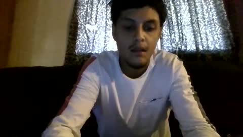 Snapshot of glly555 chatting on March 23, 2026, 2:21 pm glly555 online show from March 23, 2026, 2:21 pm
