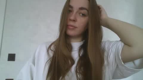 gloria954807 online show from February 6, 2026, 1:03 pm