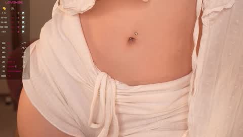 Eloise  online show from October 17, 2025, 3:47 pm