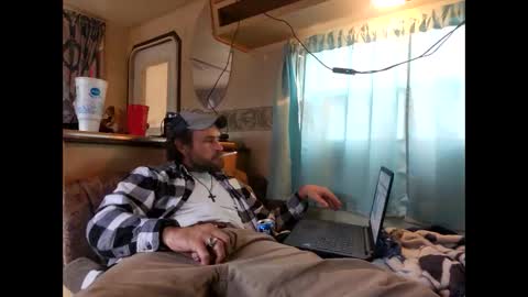 Snapshot of gman3883 chatting on January 29, 2025, 8:04 pm Gman online show from January 29, 2025, 8:04 pm