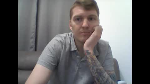 Snapshot of gmonay1331 chatting on January 18, 2025, 12:46 am gmonay1331 online show from January 18, 2025, 12:46 am