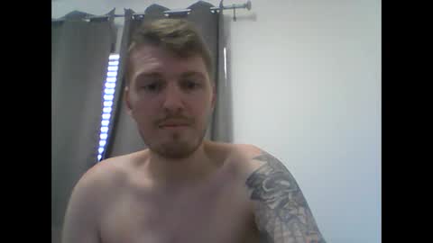 Snapshot of gmonay1331 chatting on February 22, 2025, 12:16 am gmonay1331 online show from February 22, 2025, 12:16 am