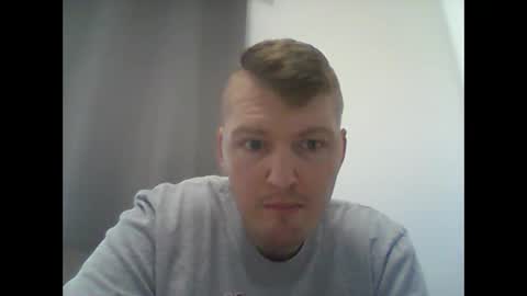 Snapshot of gmonay1331 chatting on September 15, 2025, 7:03 pm gmonay1331 online show from September 15, 2025, 7:03 pm