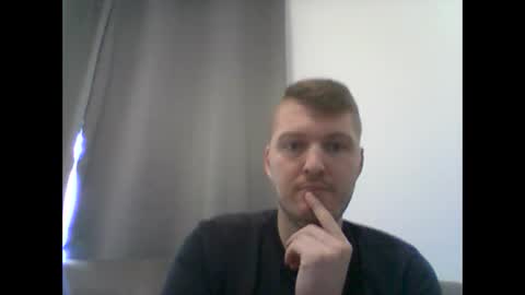 Snapshot of gmonay1331 chatting on September 24, 2025, 7:28 pm gmonay1331 online show from September 24, 2025, 7:28 pm