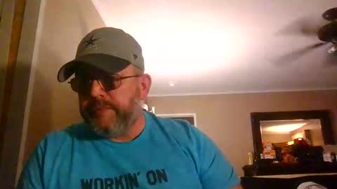 IDKIDCIDGAF online show from November 27, 2025, 1:18 am