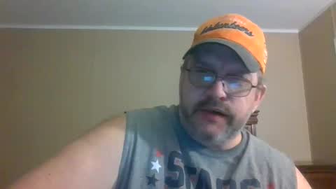 IDKIDCIDGAF online show from February 1, 2026, 2:10 am