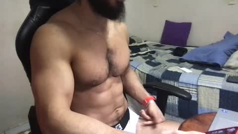 god hunkules online show from January 5, 2025, 6:56 pm