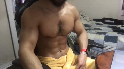 god hunkules online show from January 17, 2025, 3:53 pm