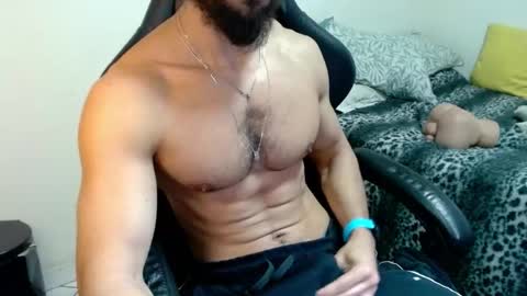 god hunkules online show from January 5, 2026, 5:27 pm