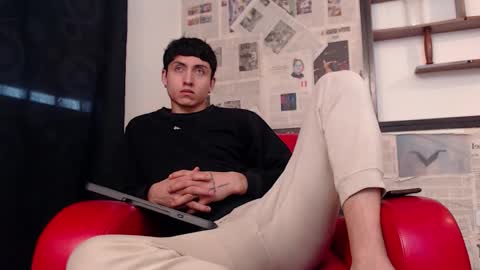 steven online show from November 26, 2025, 2:29 pm