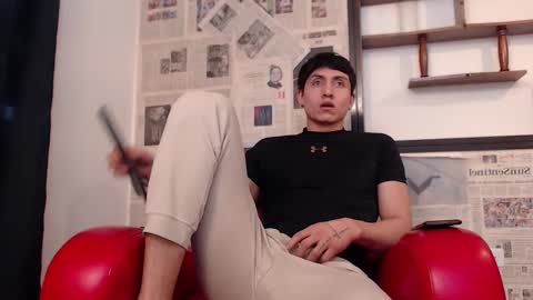 steven online show from December 5, 2025, 1:42 pm